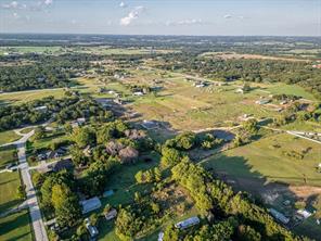 453 County Road 3383 - Photo 5