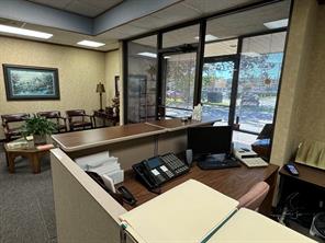 200 E Amherst - Photo 11
