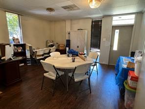 200 E Amherst - Photo 23