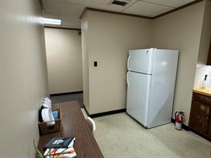 200 E Amherst - Photo 26