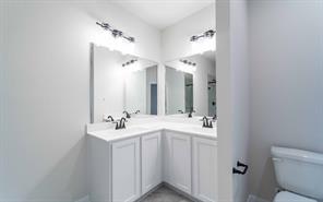 2408 Hollyhill Way - Photo 10