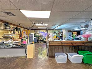 407 E Tyler Street - Photo 6