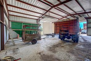 4183 County Rd 2596 - Photo 24