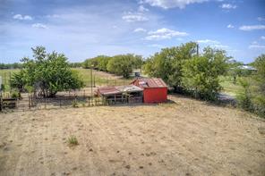 4183 County Rd 2596 - Photo 26
