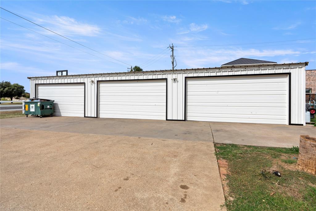 5528 Fm 933 - Photo 29