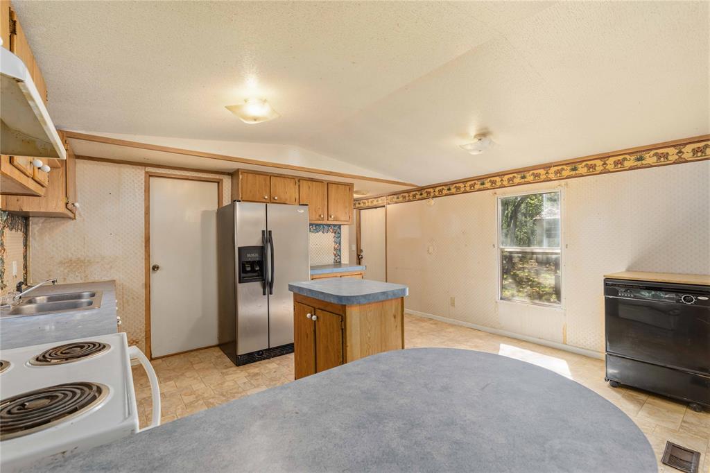 7000 N FM 585 - Photo 16