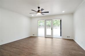 900 Roberts Street - Photo 17