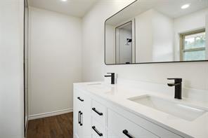 900 Roberts Street - Photo 19
