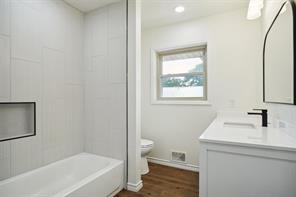 900 Roberts Street - Photo 23