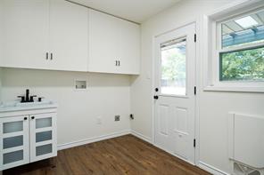 900 Roberts Street - Photo 24