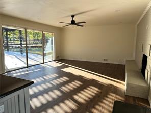 900 Roberts Street - Photo 25