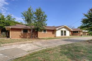 900 Roberts Street - Photo 3