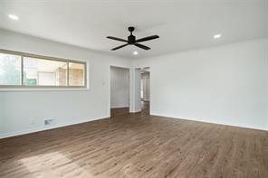 900 Roberts Street - Photo 6
