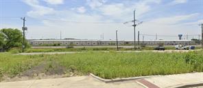 1610 S Interstate 35e - Photo 4