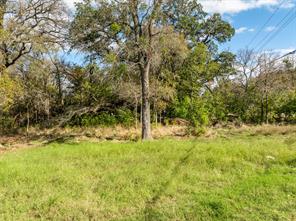 13012 Crestwood - Photo 2