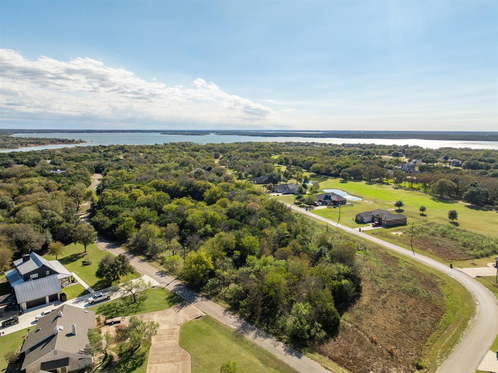17134 Woodlawn Drive - Photo 1