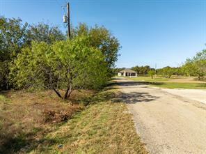 17136 Woodlawn Drive - Photo 5