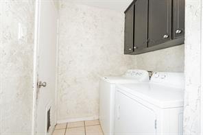 1802 Westgate Drive - Photo 7