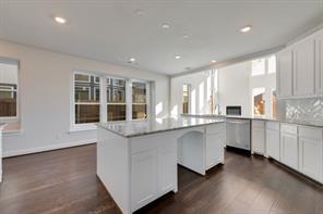 2438 Meridian Place - Photo 15