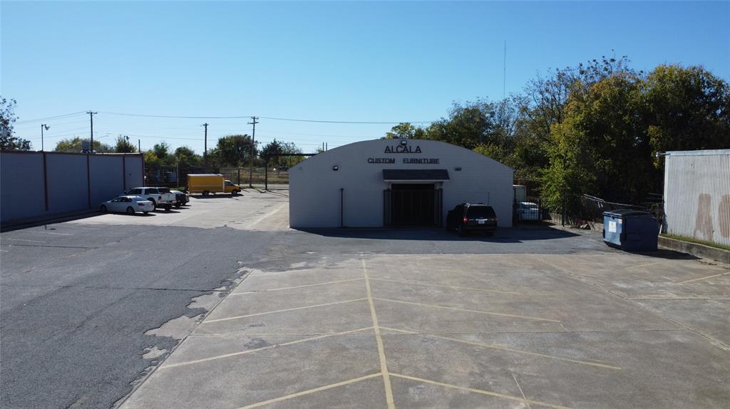 5515 Parkdale Drive - Photo 1
