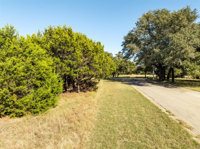 41044 Acorn Lane