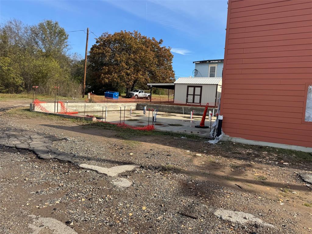 178 Main - Photo 3