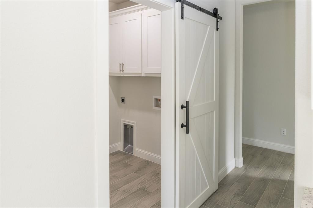 5829 Black Pine Circle - Photo 10