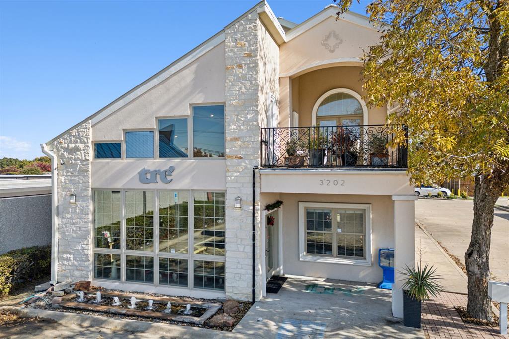 3202 N Shiloh Road - Photo 1