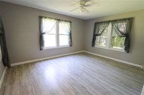 2208 N Sylvania Avenue - Photo 13