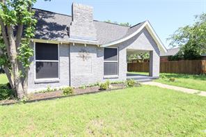 2208 N Sylvania Avenue - Photo 3