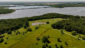 195 Smith Ranch Road - Photo 3
