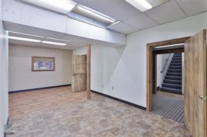 1402 S Clack Street - Photo 4