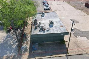 350 NW 1st - Photo 2
