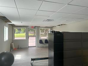 228 W Grand Street - Photo 19