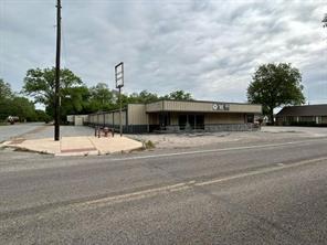228 W Grand Street - Photo 38