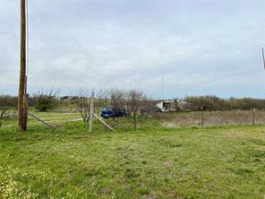 258 Fm 2224 - Photo 2