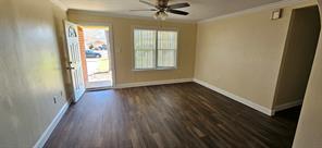 1007 Pleasant Drive - Photo 2