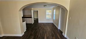 1007 Pleasant Drive - Photo 4