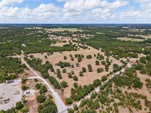 406 County Road 1744 - Photo 4