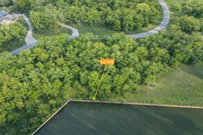 442 Waters Edge Drive - Photo 14