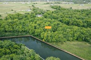 442 Waters Edge Drive - Photo 6