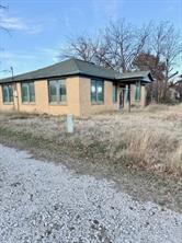 211 Austin Street - Photo 2
