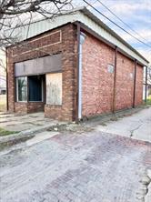 113 S Rusk Street - Photo 2