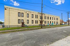 2703 Wesley Street - Photo 7