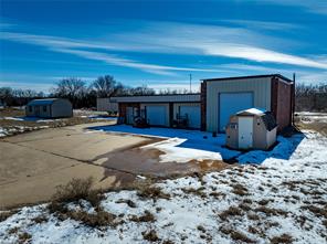 2925 Farm Road 79 - Photo 6