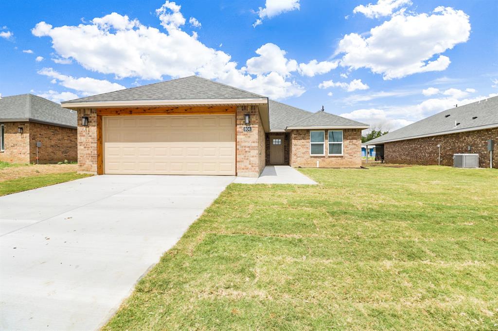 804 Bella Boulevard - Photo 1