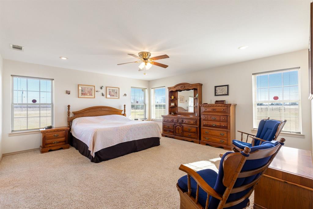 1310 County Road 3566 - Photo 25