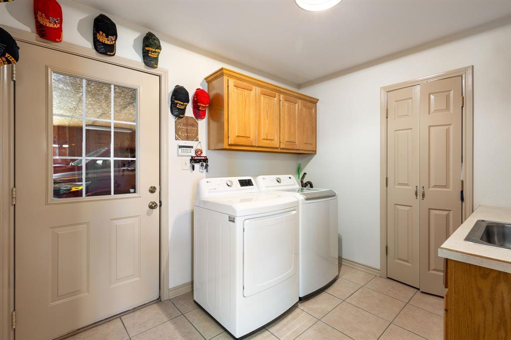 1310 County Road 3566 - Photo 34