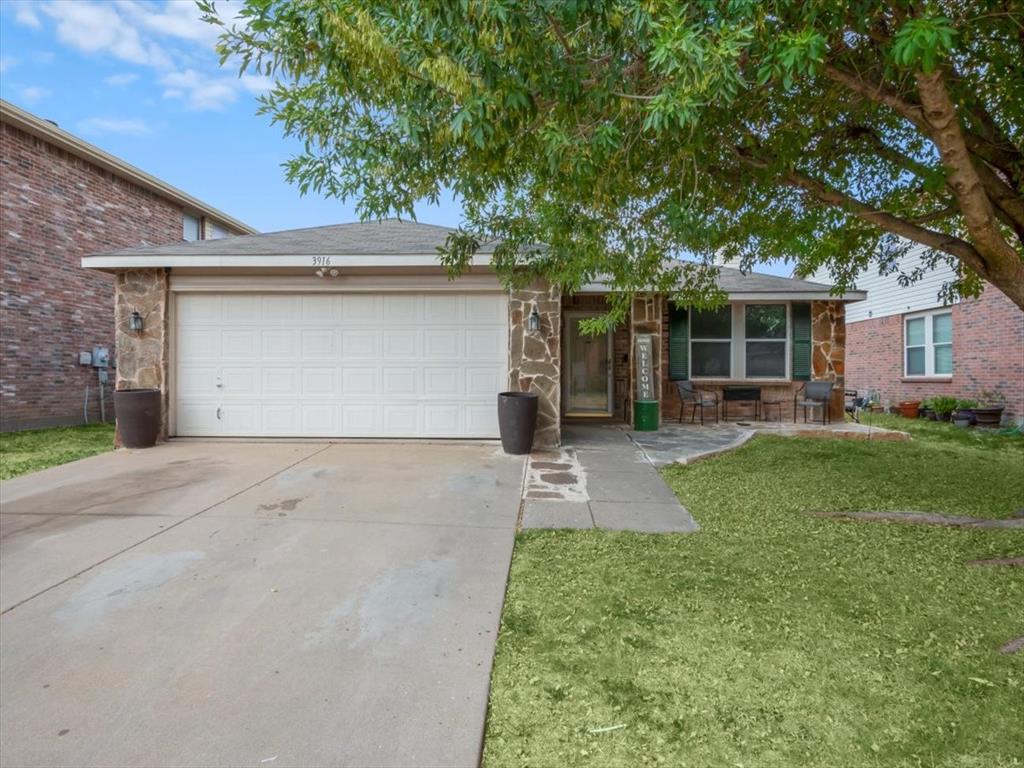 3916 Irish Setter Drive - Photo 1