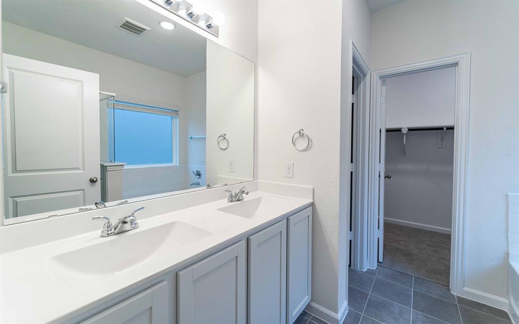 2511 Hollyhill Way - Photo 11